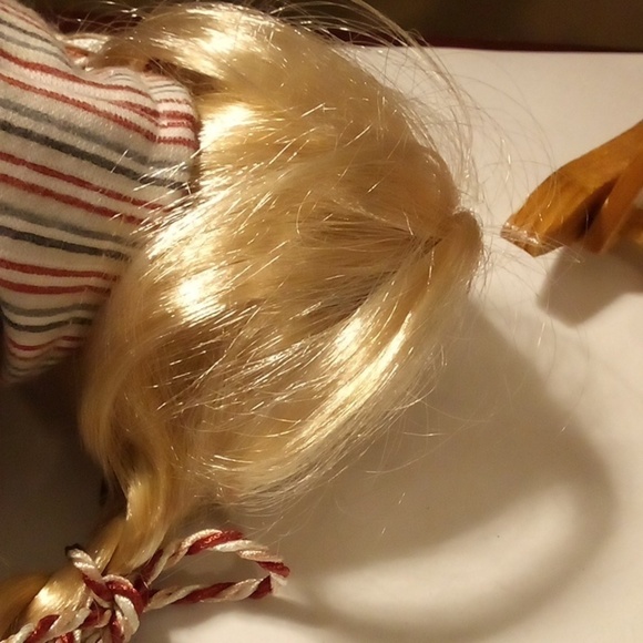 Collectable Memories Porcelain Doll "Jackie" W/Wooden Rocking Horse Vintage - Picture 5 of 14